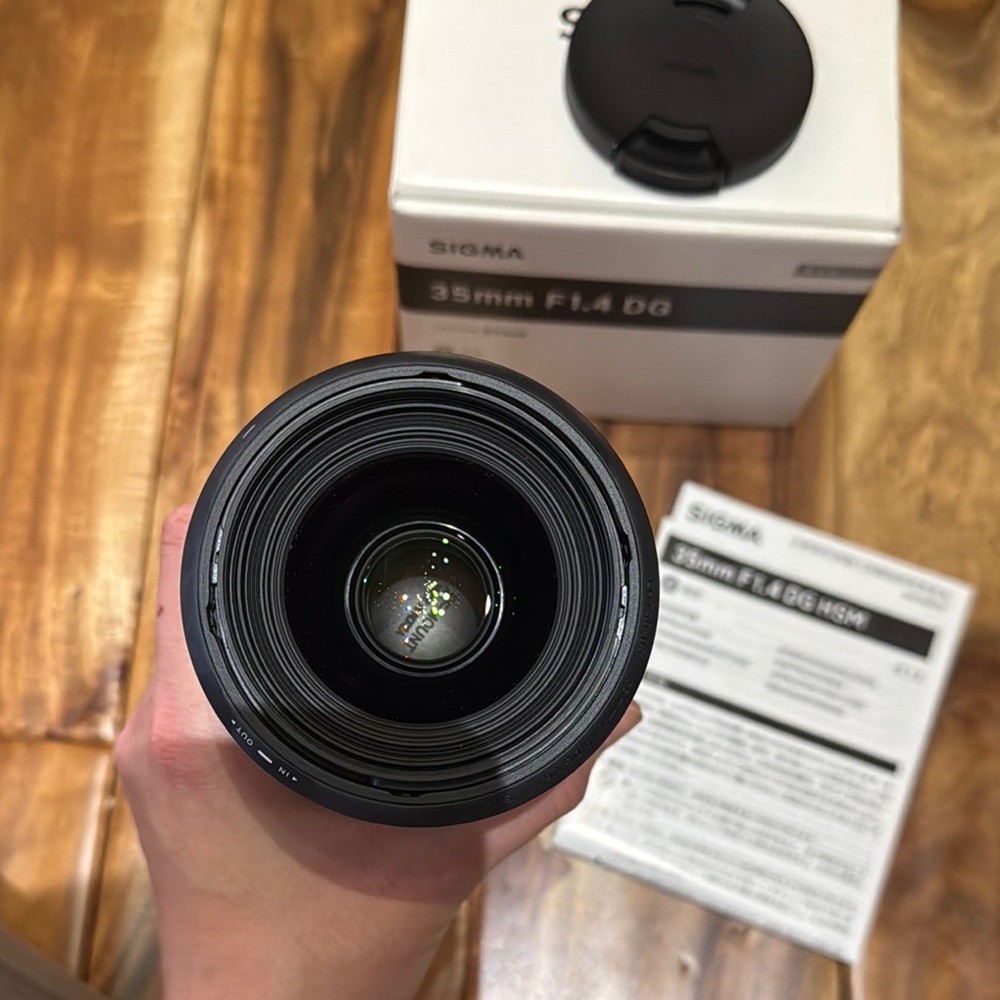 Sigma Beauty 35mm F1.4 DG HSM Lens - Black - Picture 4 of 6